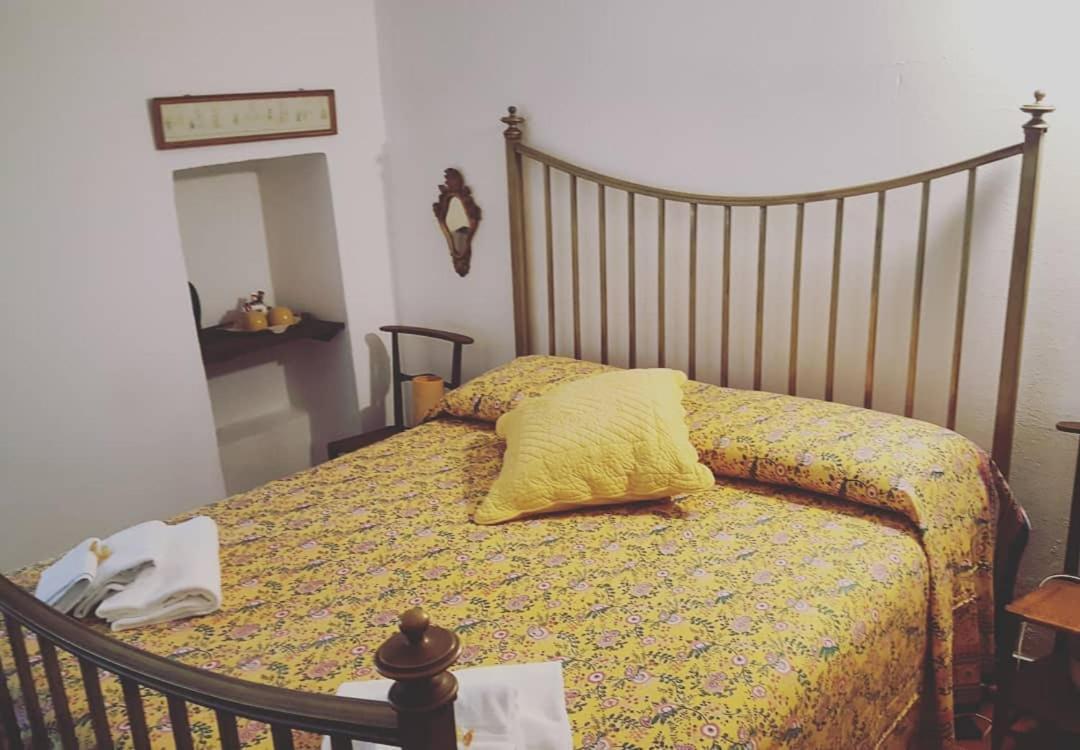 B&B Tre Ponti Castiglione Chiavarese Εξωτερικό φωτογραφία